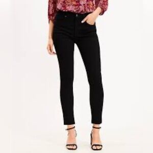 NWT Loft Petite Skinny Jean - Black